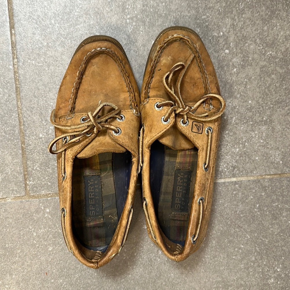 Sperry Topsiders size 7